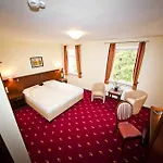 Medaillon Hotel 4*